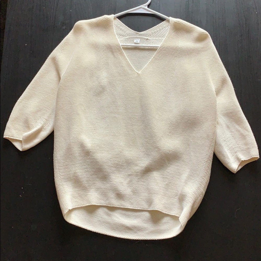 Uniqlo sweater